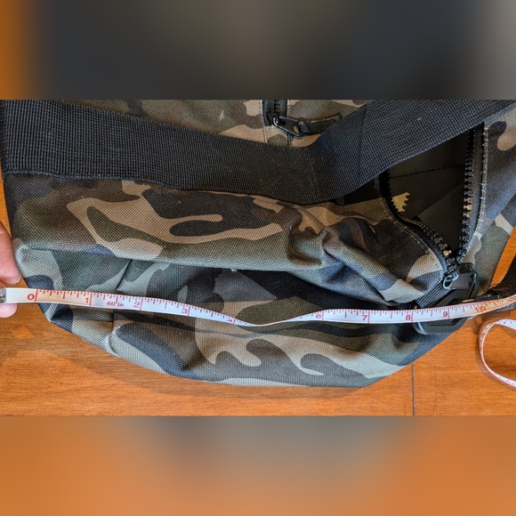 Emotional baggage small duffel - Picture 6 of 6